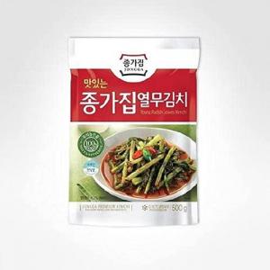 Chongga Yeolmu Kimchi (Young Radish Leaves) 500g