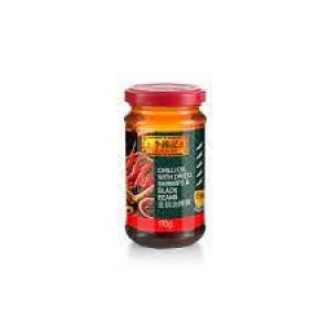 Lee Kum Kee Chilli Oil With Dried Shrimps And Black Beans 170g